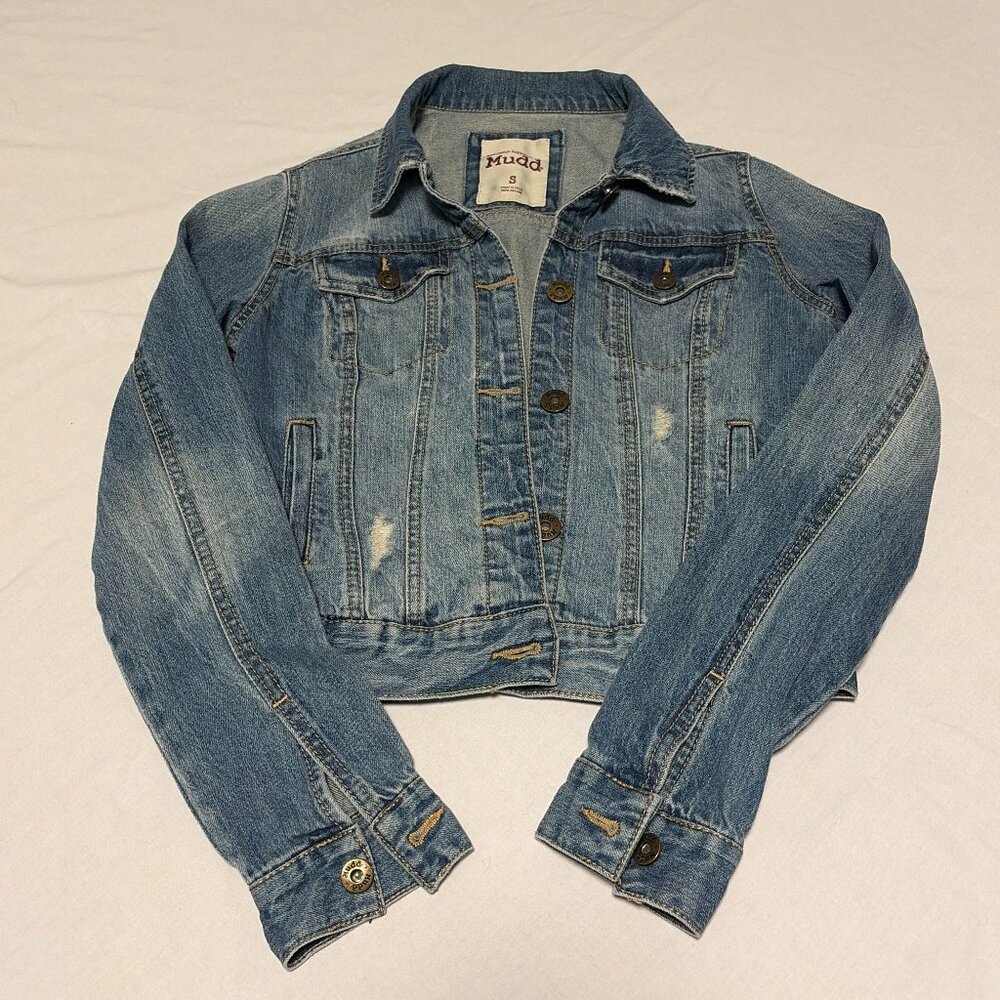Mudd Women's Distressed Denim Jacket Size Small in Excellent Condition